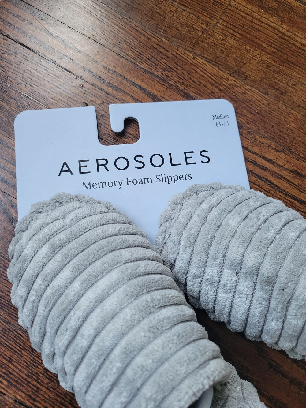 Aerosoles’s Memory Foam Slippers Size Medium 6 1/2 -7 1/2 New Grey Soft Comfy - Picture 12 of 15